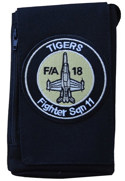 Bild von XL Handytasche schwarz mit F/A-18 Fighter Squadron Abzeichen